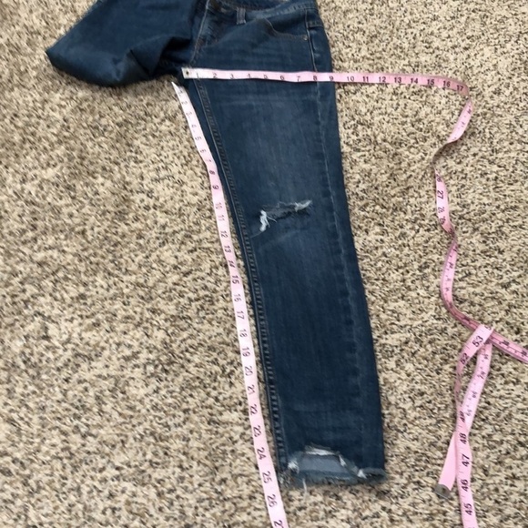 Free People Jeans Size 24 Low Rise Skinny Distressed Raw Hem Dark Blue - Picture 10 of 11